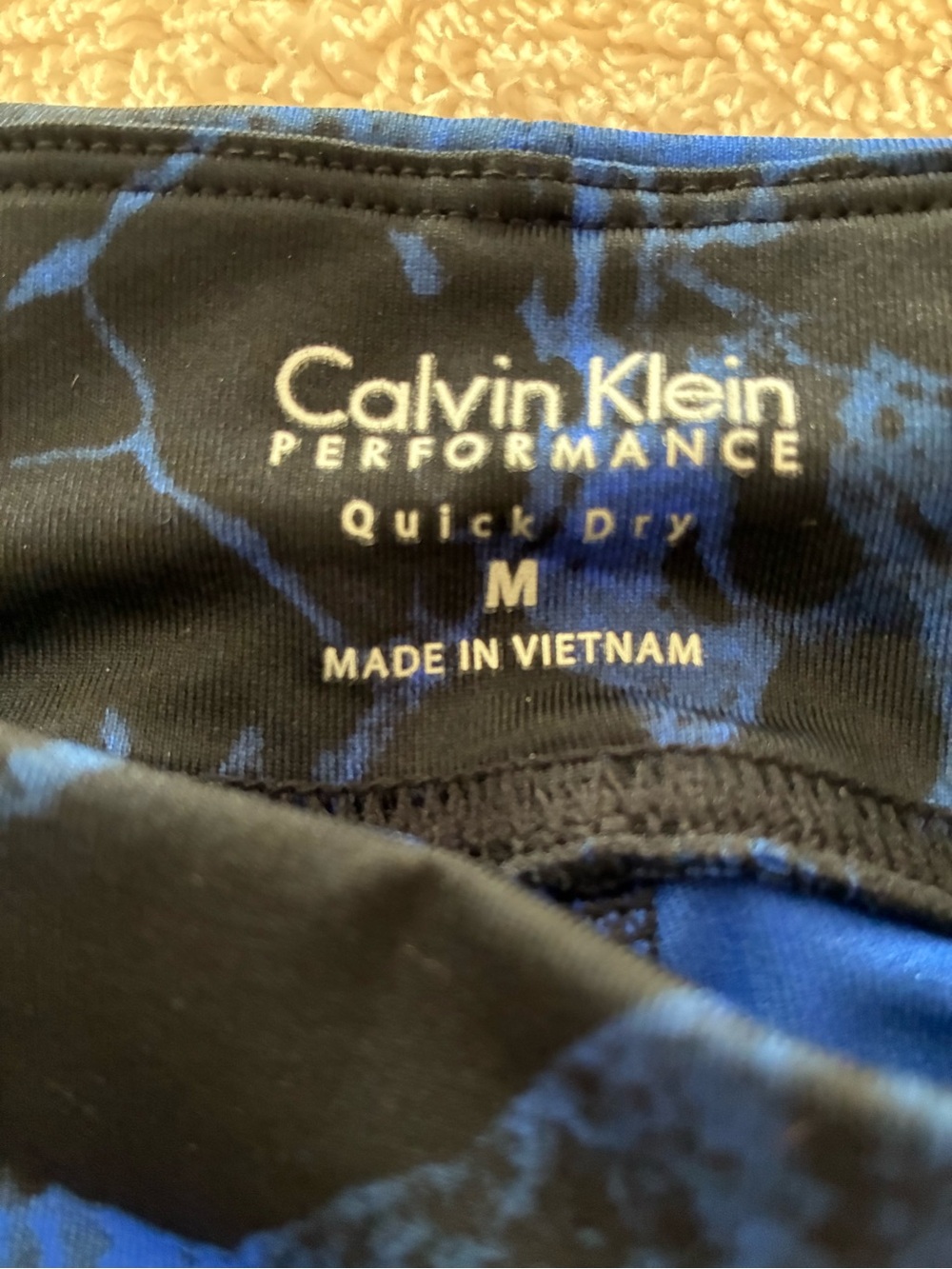 Calvin Klein Blue and Black Capri Athletic Size Medium Leggings - NWOT - Picture 2 of 3